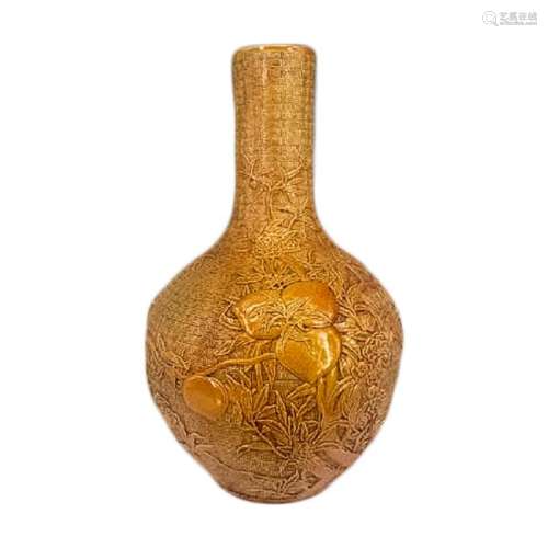 Chinese Qing Dynasty Yellow Porcelain Floor Bottle