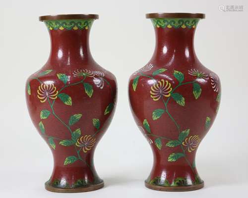 PAIR OF FLORAL PATTERN CLOISONNE VASES