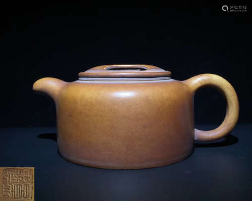 A ZISHA TEAPOT WITH GUJINGZHOU MARK