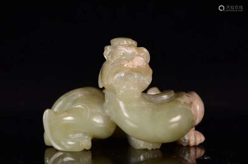 A HETIAN JADE PIXIU SHAPED FIGURE