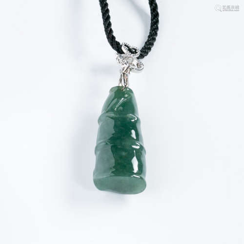 JADE BAMBOO PENDANT