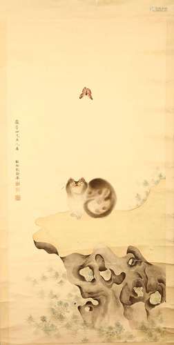 LIU QUANQING Cat and Butterfly ink and colour on paper, hanging scroll signed Quanqin Liu Zhaoju 127 x 62cm. 劉銓卿   貓蝶圖 設色紙本   立軸 款識：徽亭四兄大人屬 銓卿劉朝舉 鈐印：「劉氏銓卿」「別號東屏」「□□詭隨」