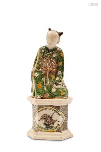 A FAMILLE VERTE BISCUIT FIGURE. Qing Dynasty, Kang