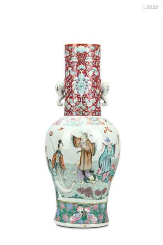 A LARGE CHINESE FAMILLE ROSE IMMORTALS VASE WITH E