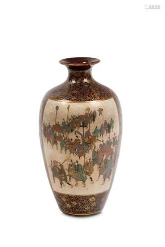 A SATSUMA EARTHENWARE VASE BY KINKOZAN. Meiji peri