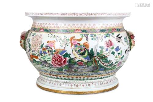 A CHINESE FAMILLE ROSE FISH BOWL. Qing Dynasty, Qi