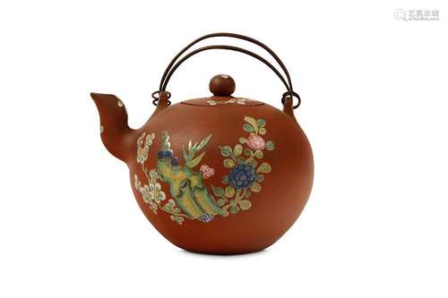 AN ENAMELLED YIXING TEA POT WITH COVER. Qing Dynas