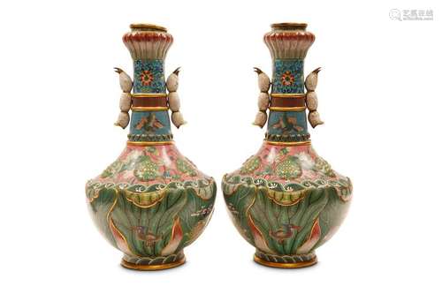 A PAIR OF CHINESE CLOISONNÉ ENAMEL ‘LOTUS FLOWER’