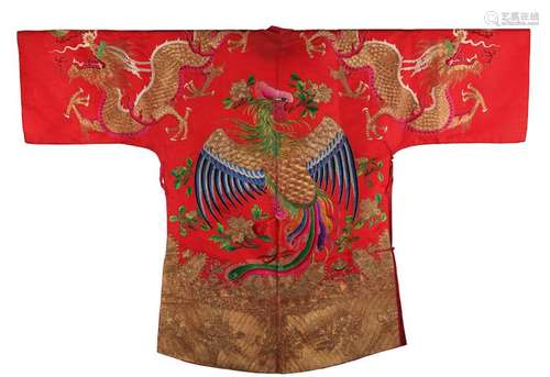 A RED-GROUND MARRIAGE ROBE. Qing Dynasty. Embroide