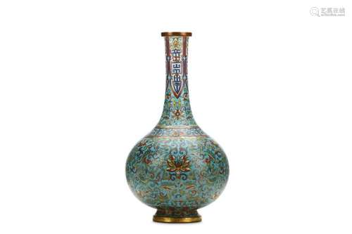 A CHINESE CLOISONNÉ ENAMEL VASE. Qing Dynasty, 18t