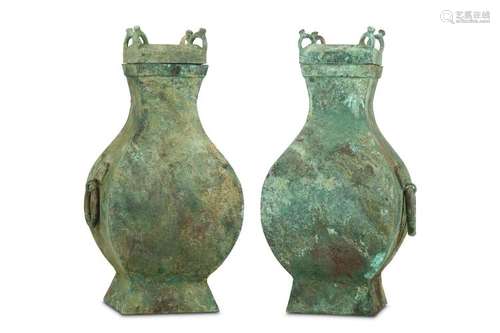 A PAIR OF BRONZE VASES AND COVERS, FANGHU. Han Dyn