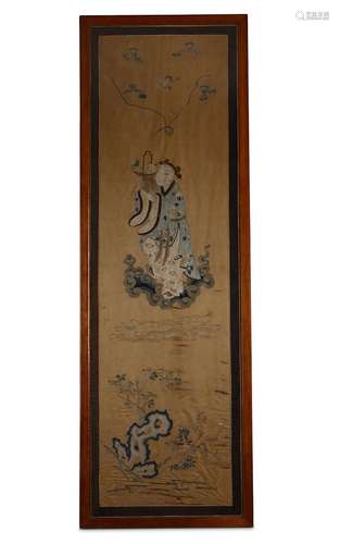 AN EMBROIDERED SILK PANEL. Qing Dynasty. Depicting