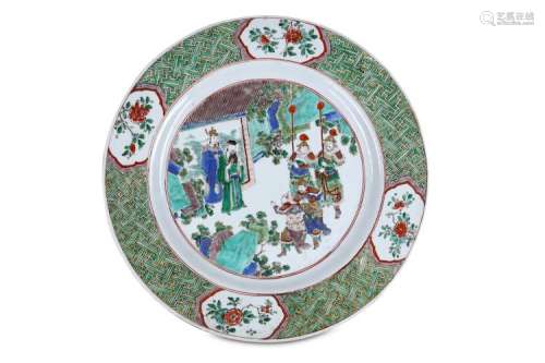 A LARGE CHINESE FAMILLE VERTE FIGURATIVE DISH. Qin