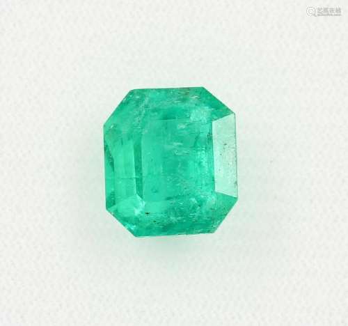 Bevelled colombian emerald approx. 9.60 ct