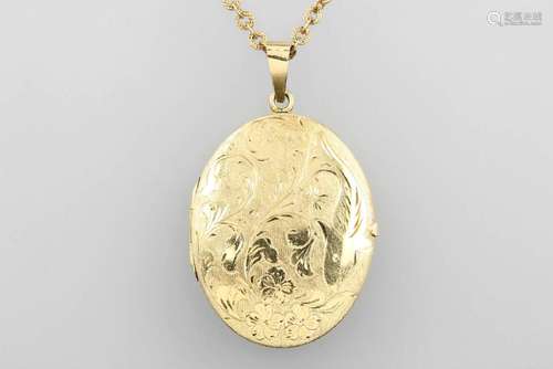 14 kt gold locketpendant