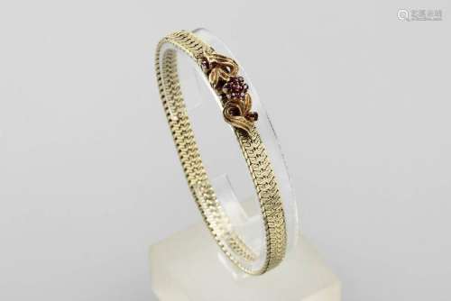 14 kt gold bracelet with rubies