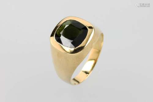 18 kt gold ring with tourmaline