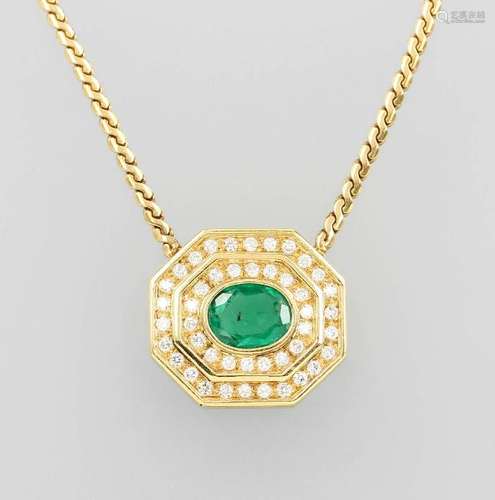 18 kt gold necklace with emerald and brilliants