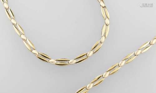 18 kt gold necklace and bracelet