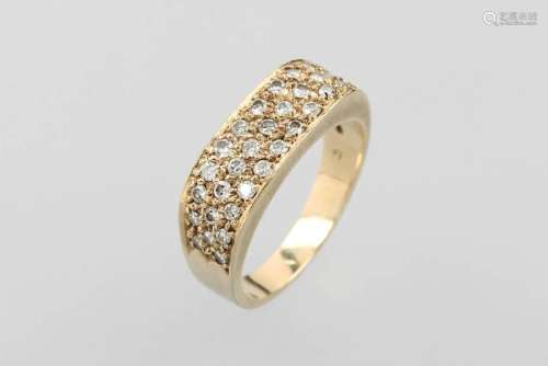 14 kt gold ring with brilliants