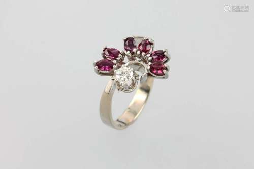 14 kt gold ring with rubies and brilliant