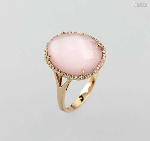 18 kt gold ring with rose quartz and diamonds