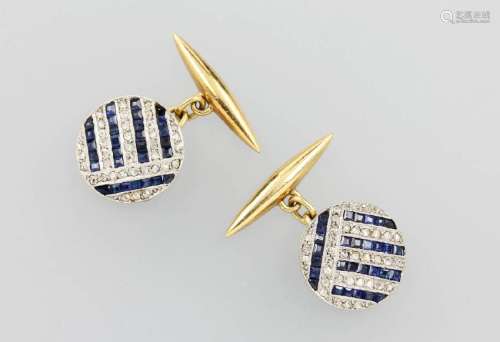 Pair of 14 kt gold cuff links with diamonds and