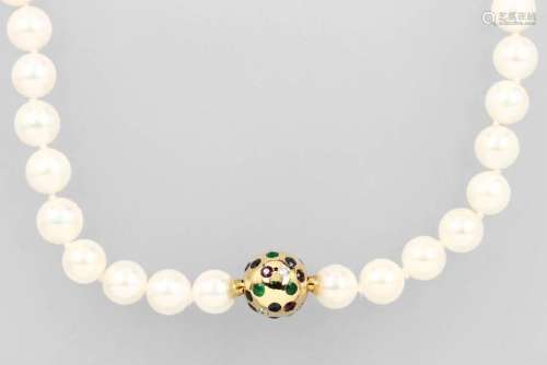 Chain of cultured pearls with sphere clasp of JÖRG