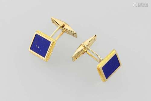 Pair of 14 kt gold cuff links with lapis lazuli