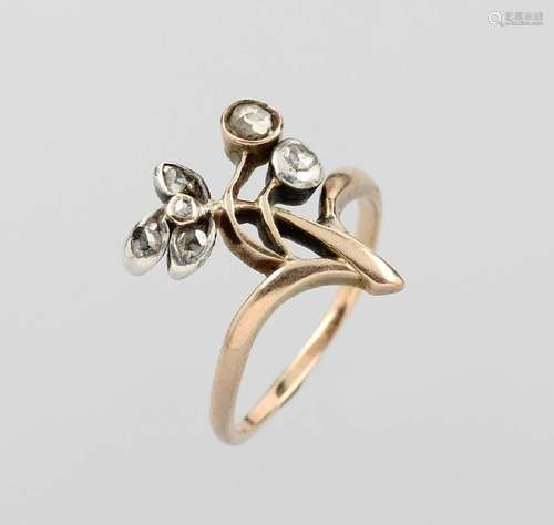 14 kt gold Art Nouveau ring with diamonds