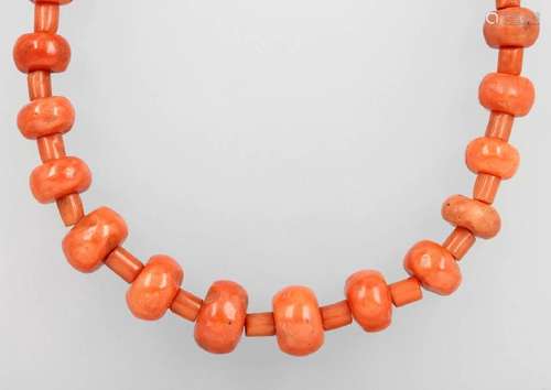 Necklace made of corals, Orient approx. 1870s