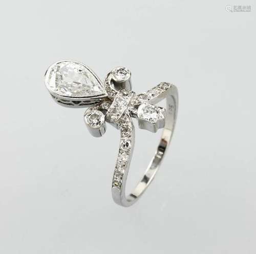 Platinum Art Nouveau ring with diamonds, german approx.