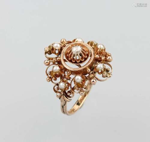 14 kt gold ring with pearls and rose cut diamond