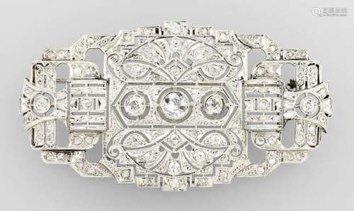 18 kt gold Art-Deco brooch with diamonds