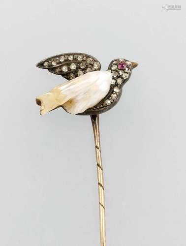 Tiepin 'bird' with pearl and diamonds, RG 585/000 and