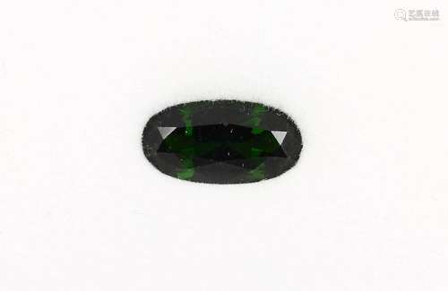 Loose oval bevelled diopside