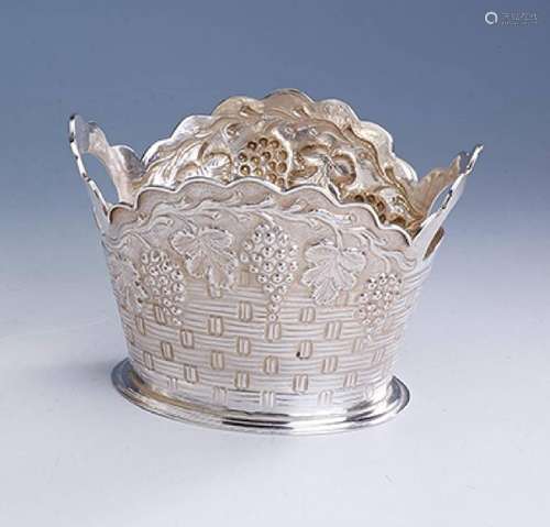 Bowl in the form of a basket, Italy