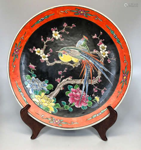 A POWDER BLACK GROUND BIRD AND PEONY DESIGN PLATE