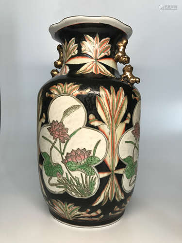 A POWDER ENAMEL VASE WITH LOTUS LION EARS DESIGN