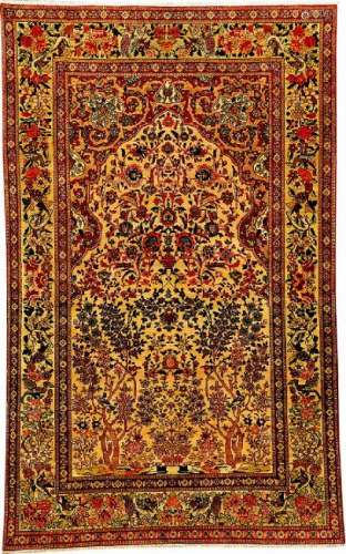 Fine Isfahan 'Ahmad' Rug (Paradiese Design),