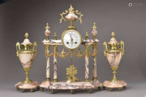 Mantel clock with two vases