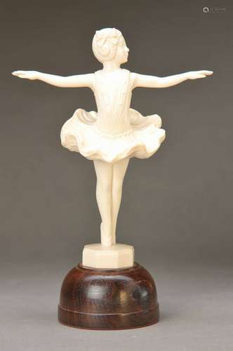 Sculpture of a female dancer