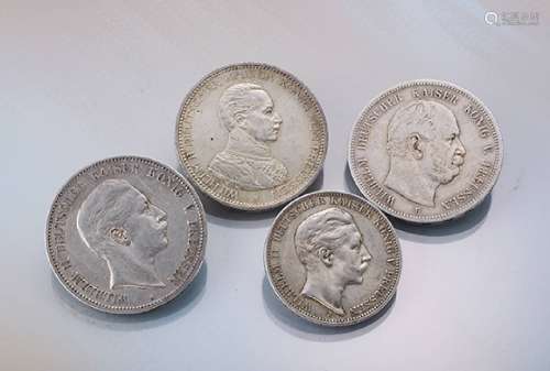 Lot 14 silver coins