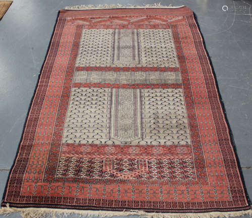 A Pakistan ensi style rug