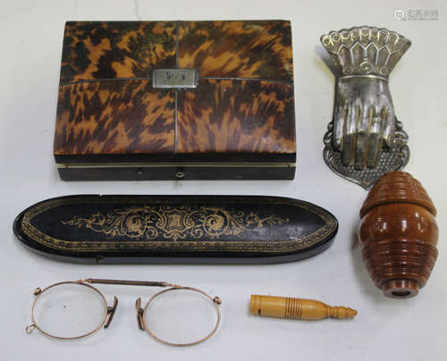 A 19th century tortoiseshell needlework case