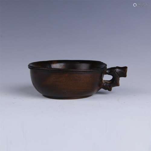 CHINESE ROSEWOOD HANDLED CUP