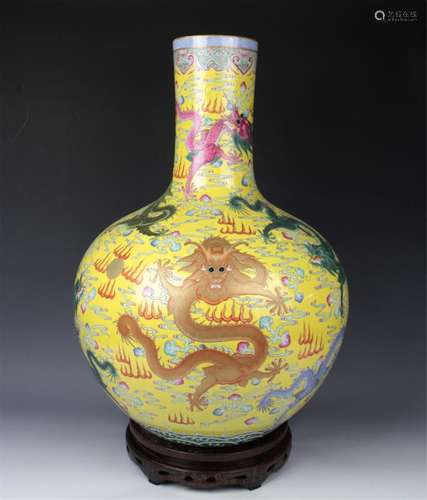 LARGE CHINESE PORCELAIN FAMILLE ROSE DRAGON TIANQIU VASE