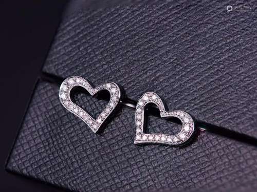 PIAGET 18K WHITE GOLD DIAMOND EARRINGS