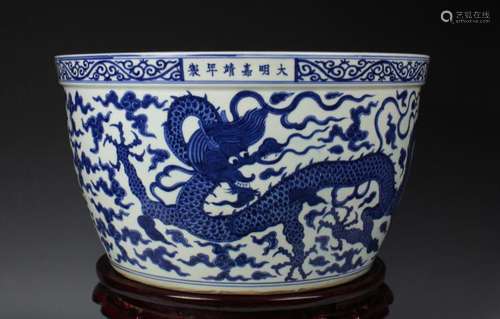 CHINESE PORCELAIN BLUE AND WHITE DRAGON FISH BOWL