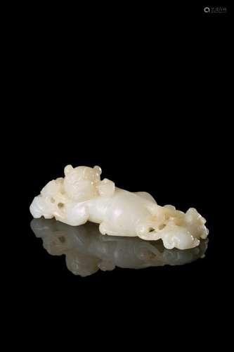 CHINESE HETIAN JADE CRAVED BEAST